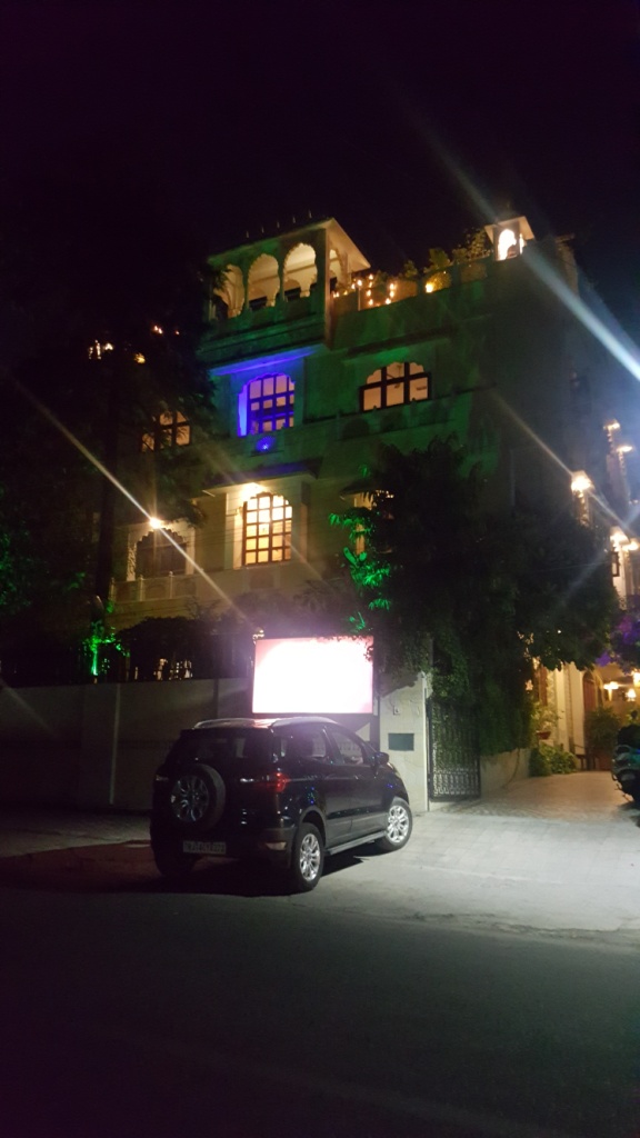 Sunder Palace by night